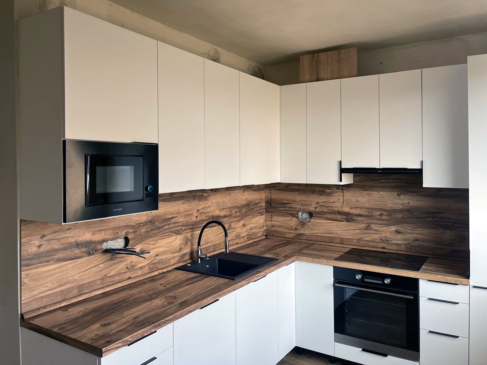 Kuchyňské studio zakázková výroba kuchyní F-Interiér Česká Lípa